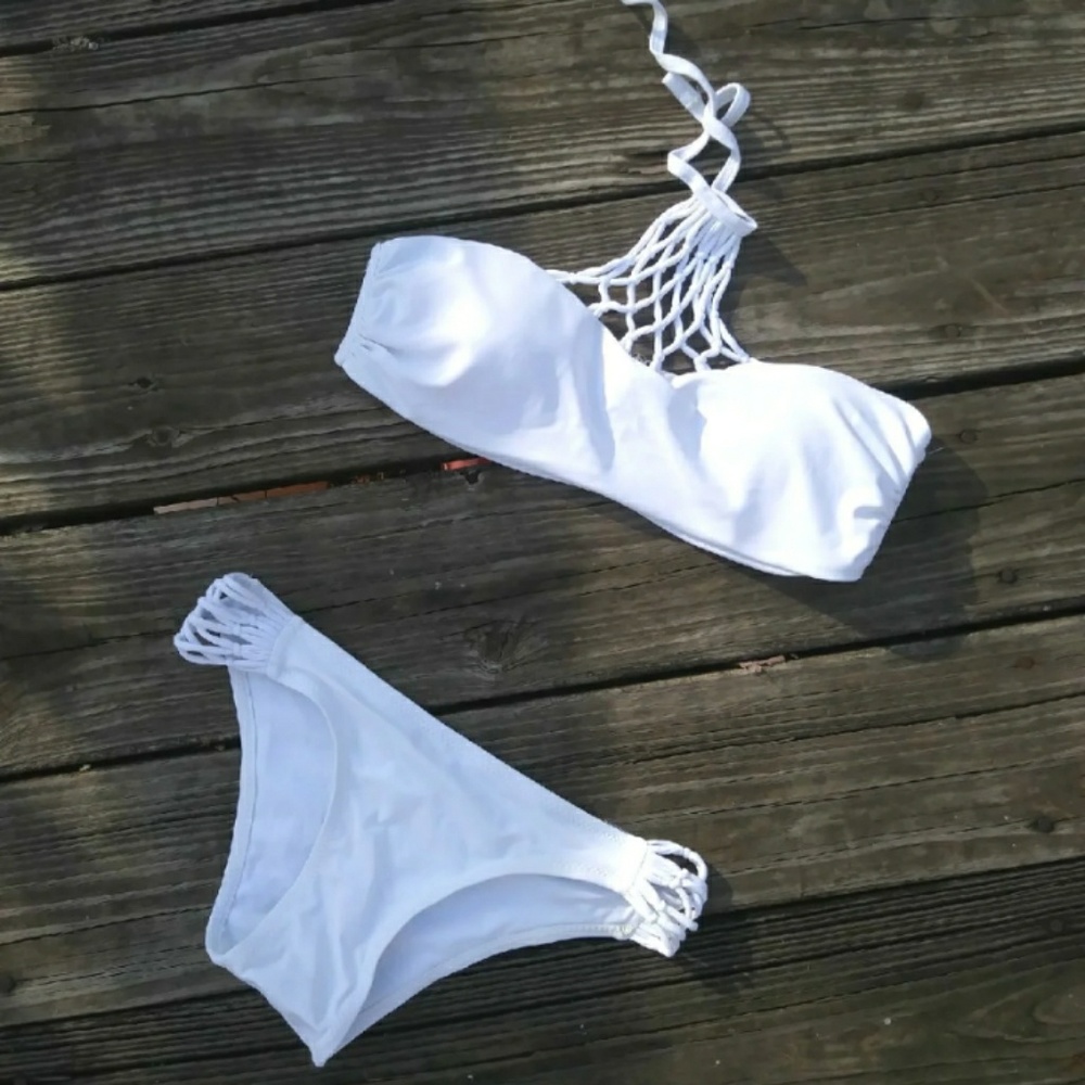 Beautiful white bikini!